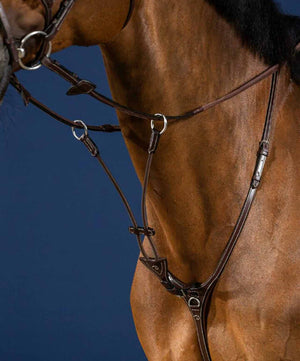 Dy'on Hunter Collection Elastic Running Attachment in Brown.