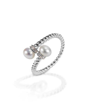 Kelly Herd Pearl Twist Ring| Horse Jewelry|Brand: Kelly Herd Jewellry