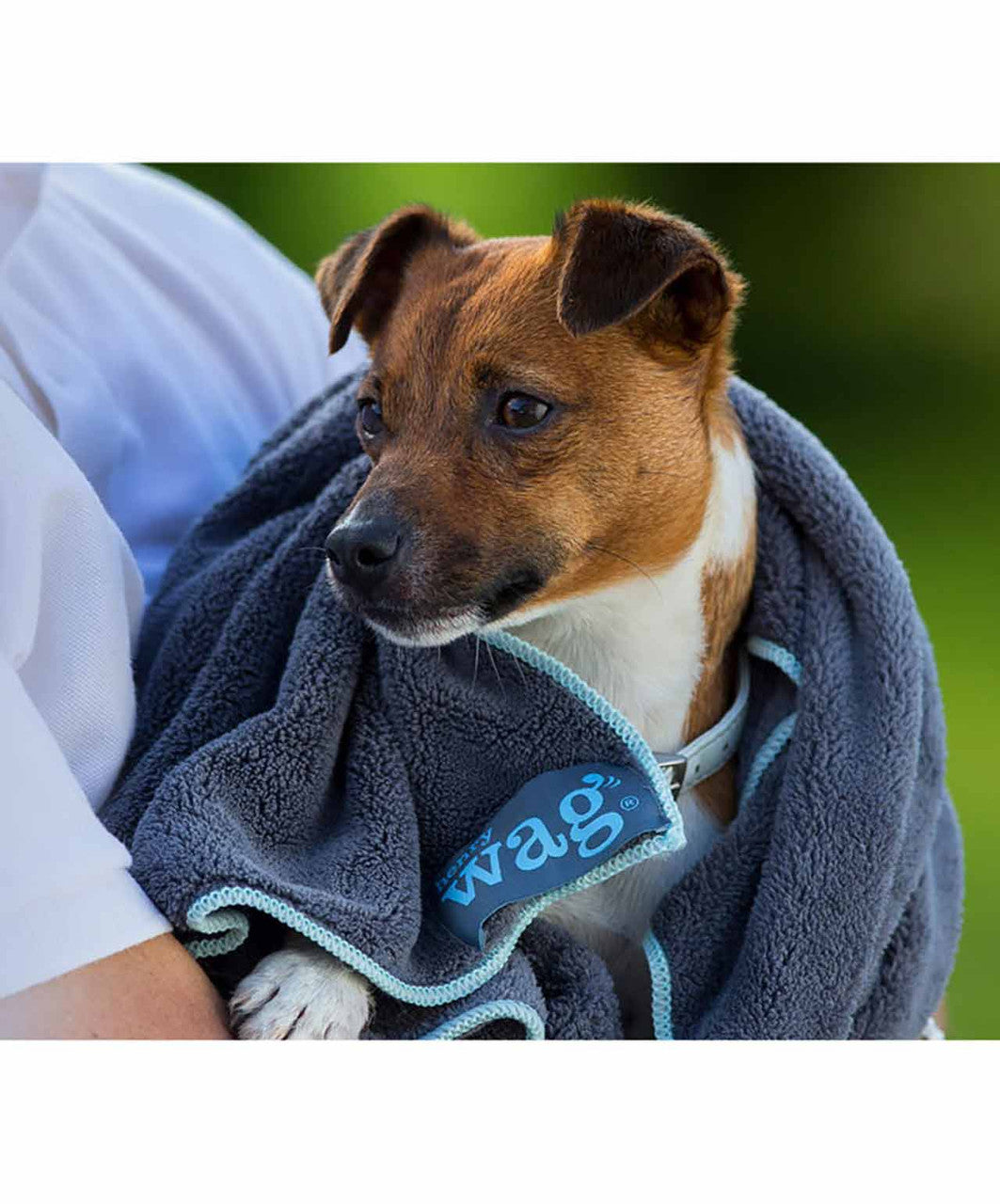 Henry Wag Microfibre Cleaning Towel.