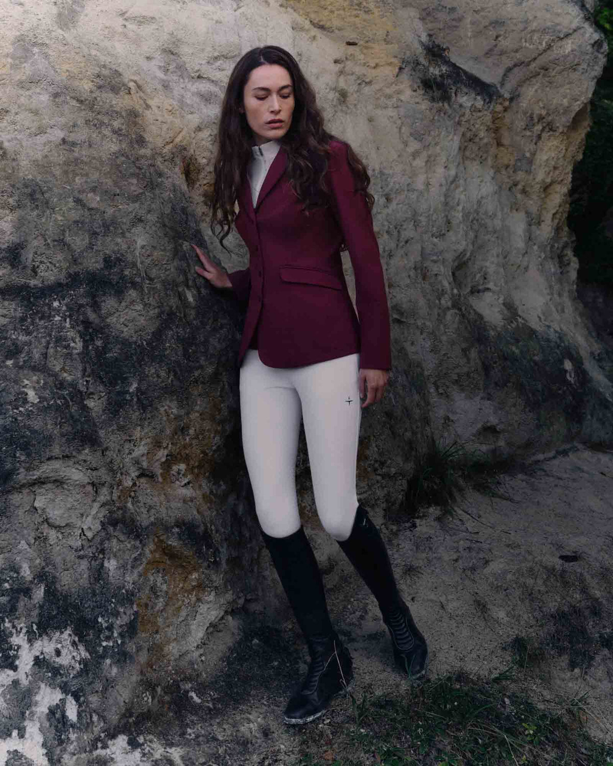 Trolle Light Tech Class Ladies Riding Jacket FW26, Bordeaux, lifestyle 