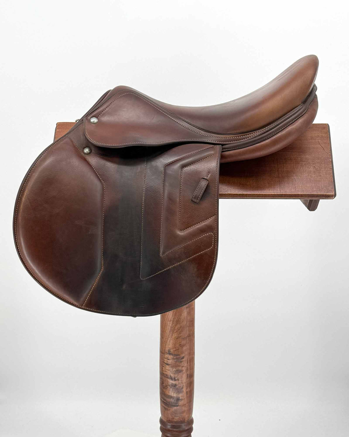 Used Renaissance F2S 17" Saddle - Sublime panel- London Leather