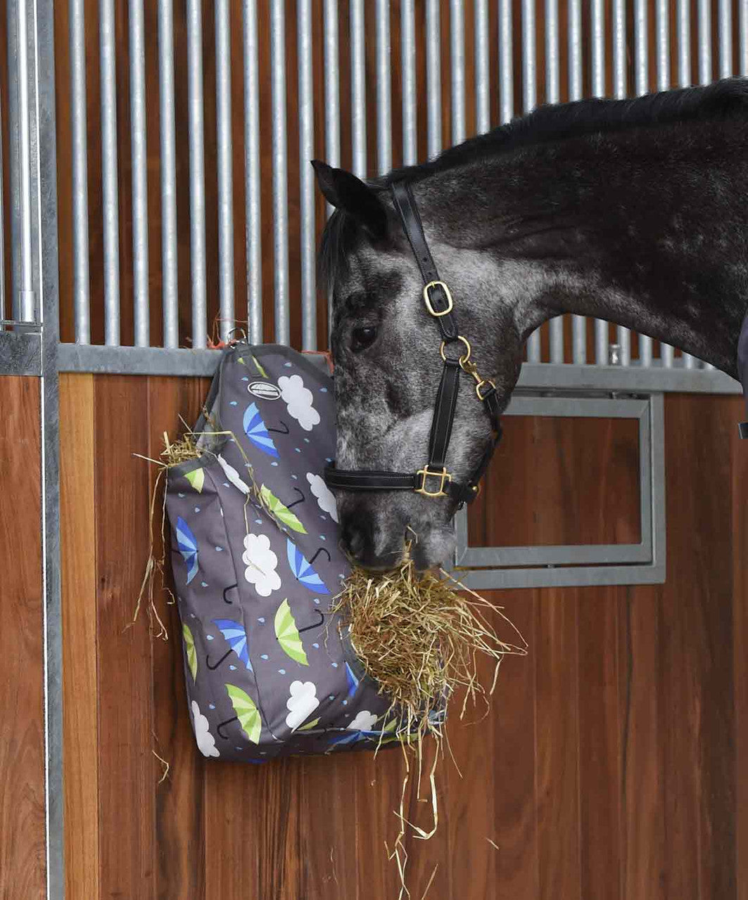 Weatherbeeta Umbrella Print Hay Bag.