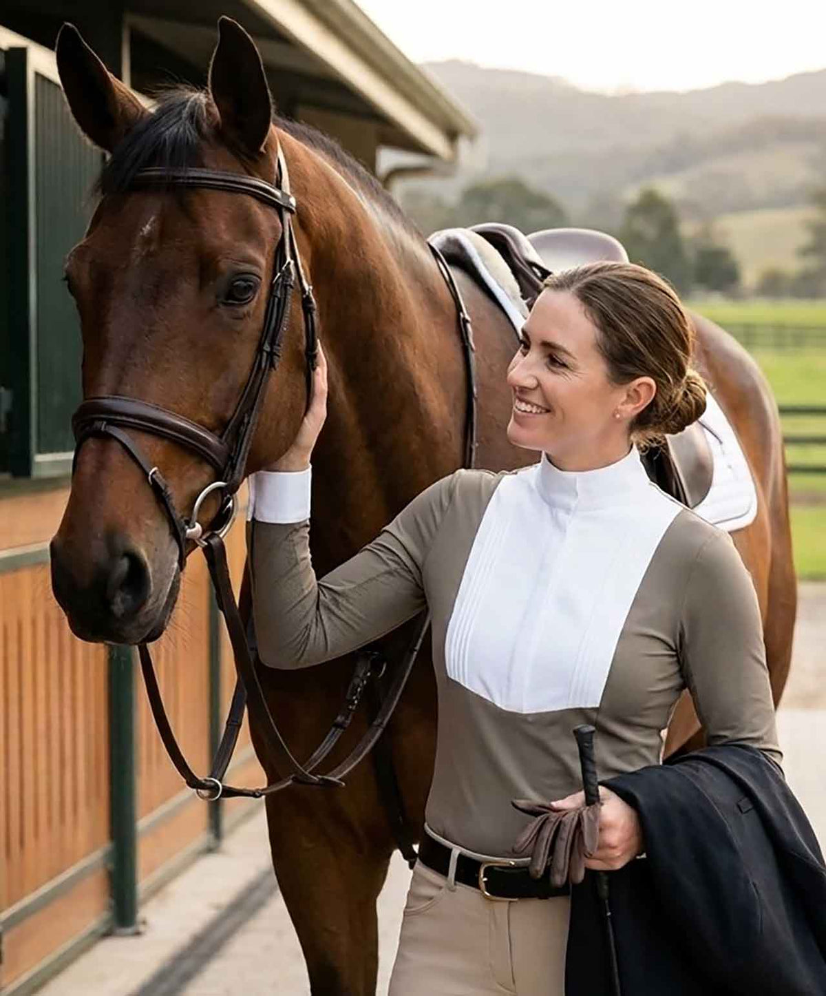 Abete Show Shirt, lifestyle. 